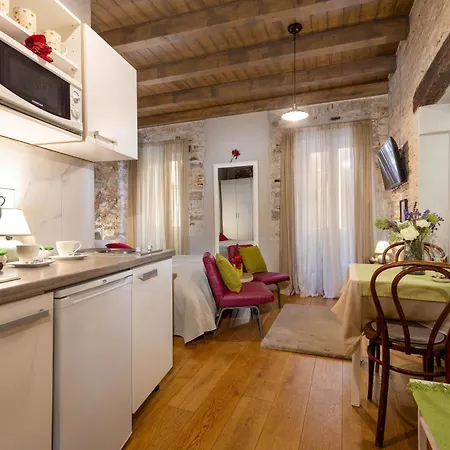 Casa Kaligari History Apartment Rovinj Exterior photo