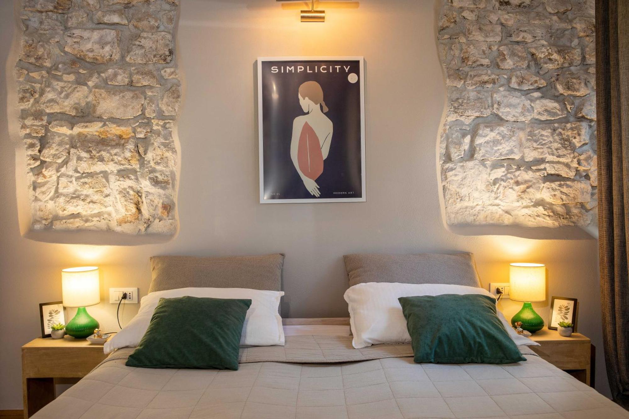 Apartament Casa Kaligari History